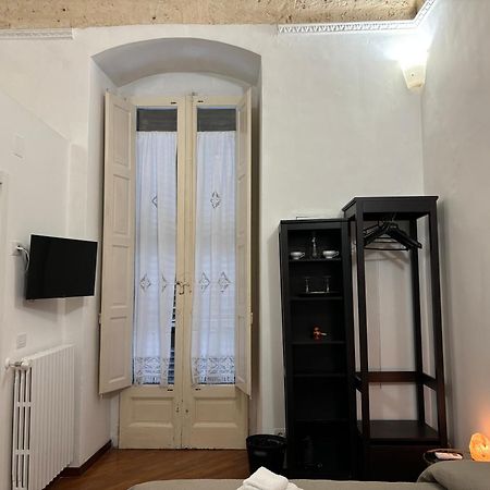 Araba Fenice Apartments - Bari Centro Bagian luar foto