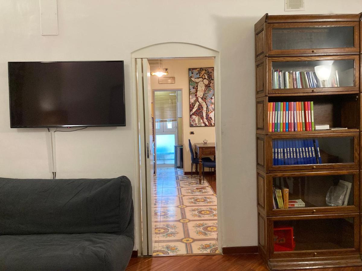 Araba Fenice Apartments - Bari Centro Bagian luar foto