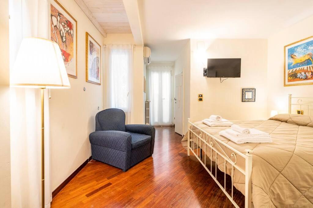 Araba Fenice Apartments - Bari Centro Bagian luar foto