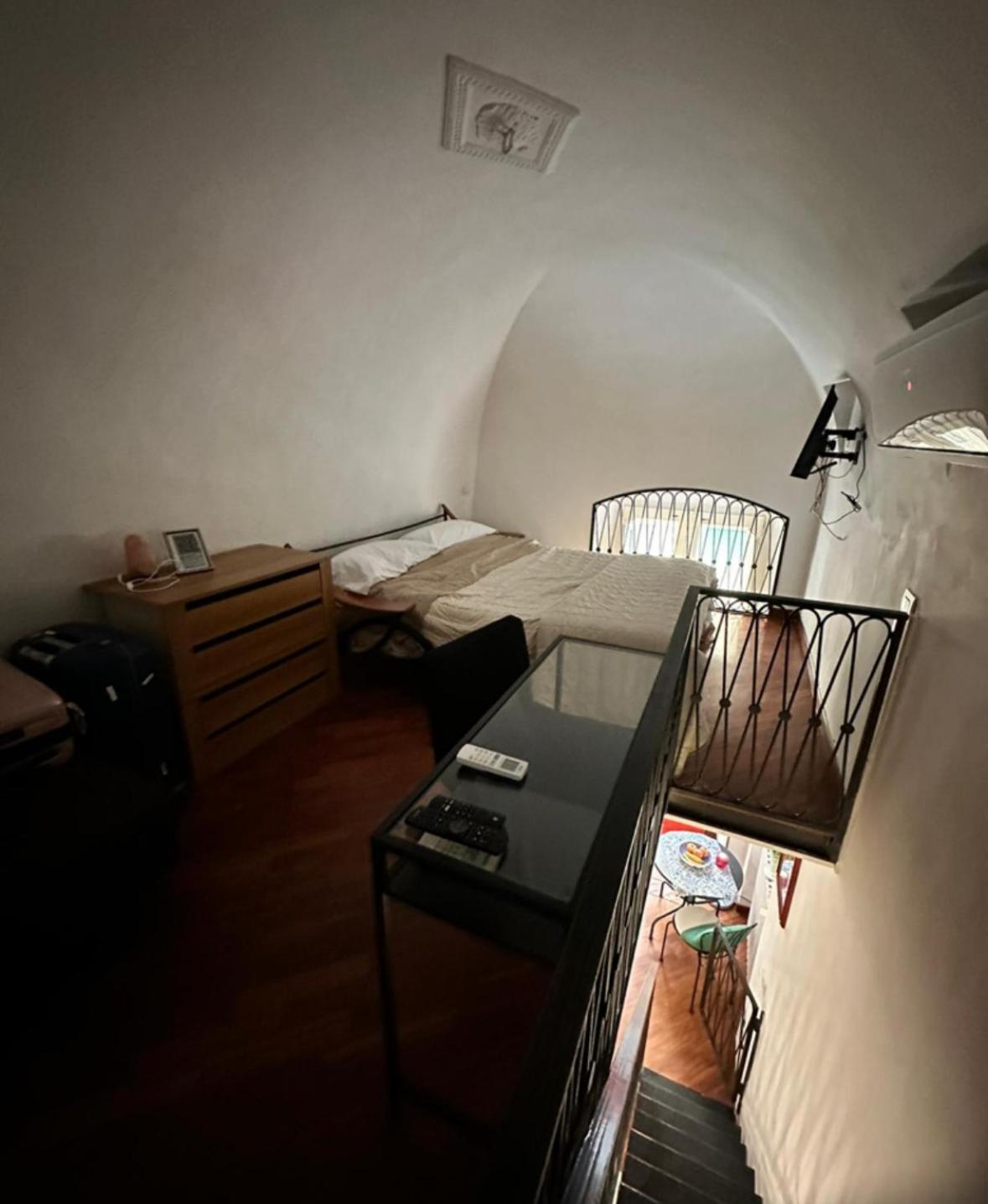 Araba Fenice Apartments - Bari Centro Bagian luar foto