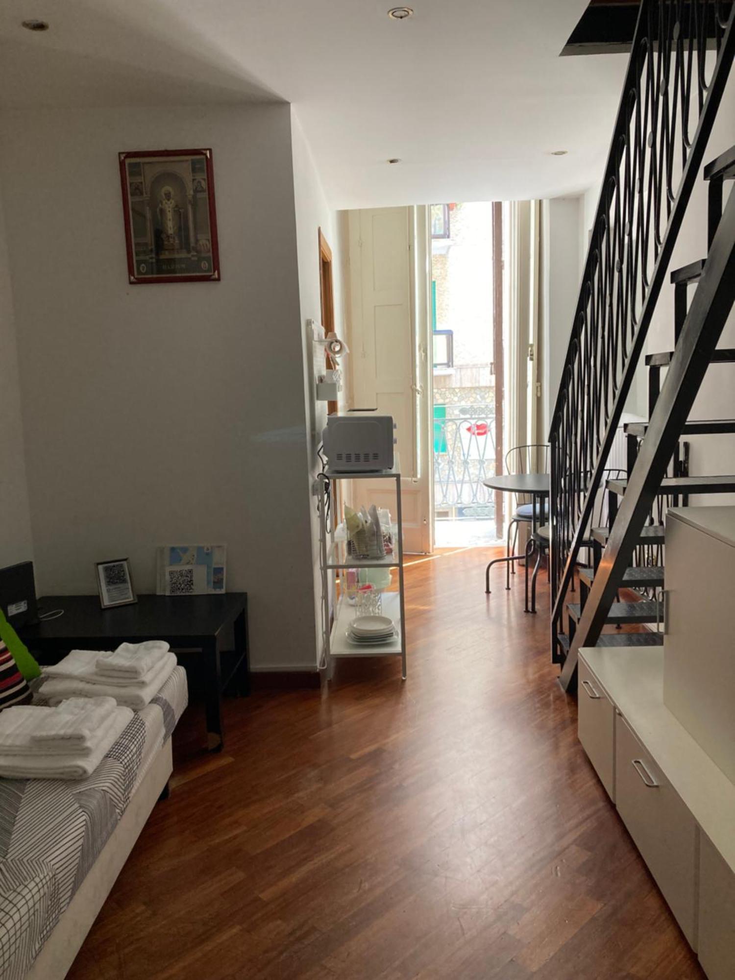 Araba Fenice Apartments - Bari Centro Bagian luar foto