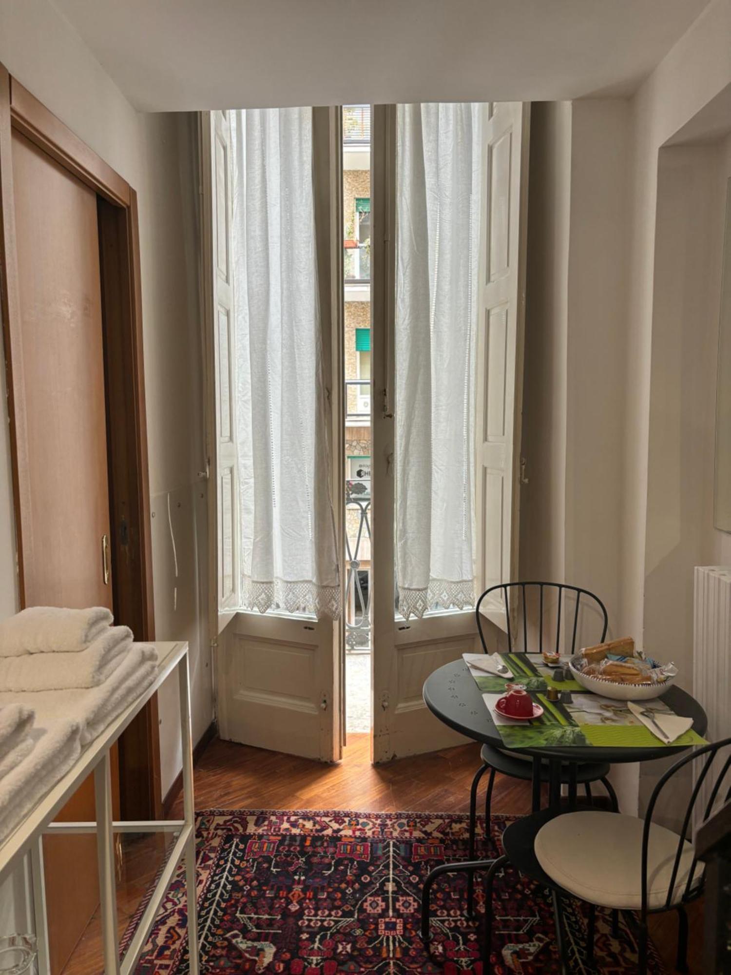 Araba Fenice Apartments - Bari Centro Bagian luar foto