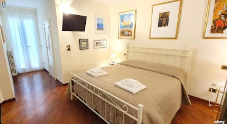Araba Fenice Apartments - Bari Centro Bagian luar foto